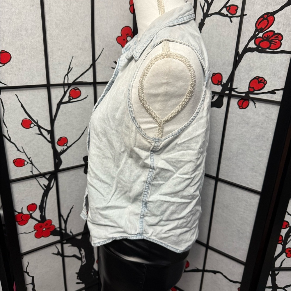 Universal Thread Light Blue Sleeveless Button-Dow… - image 3